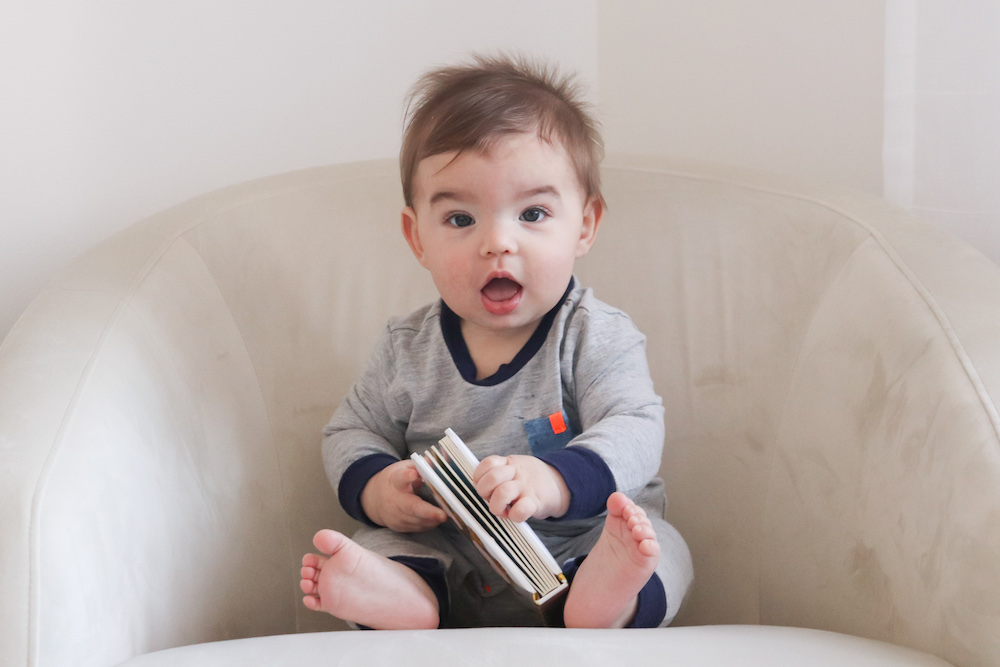 how to encourage speech and language development with your 6 month old